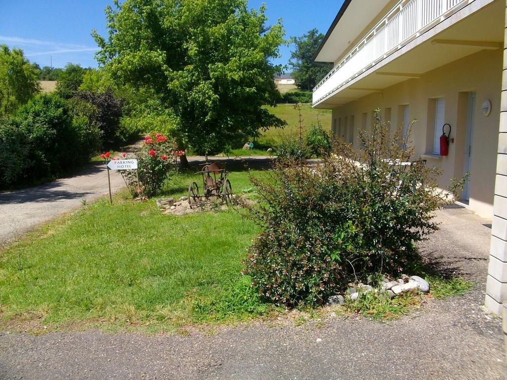 Hotel Logis Auberge La Grange De Renaudet à Larche  Extérieur photo